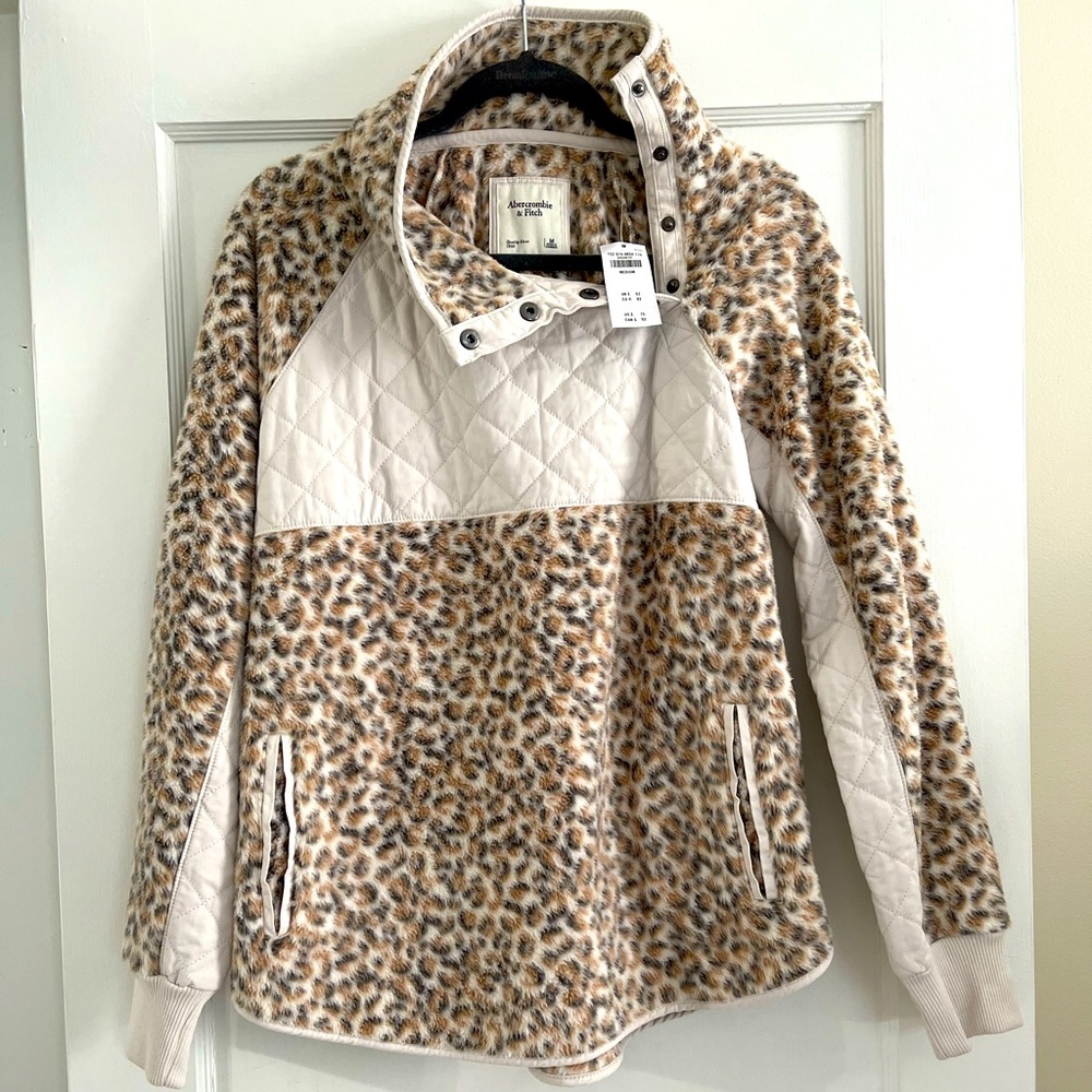 COPY - A&F NWT- Leopard Print Asymmetrical-snap Popover
